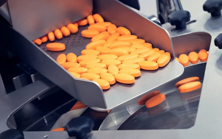 Navigating the Global Supplement Manufacturing Landscape: Challenges and Opportunities